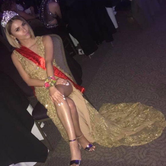 Dress - Picture 2 of 4